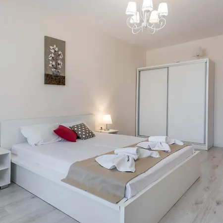 Апартаменти Seaside Варна